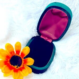 Gucci Necklace & Earring Box